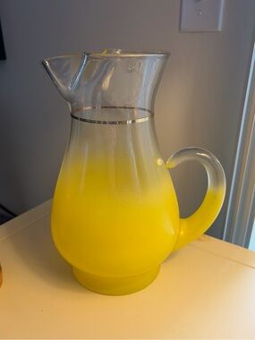 MCM ‘Blendo’ Yellow Frosted Glass Cocktail Pitcher, Mid Century Vintage 1950’s